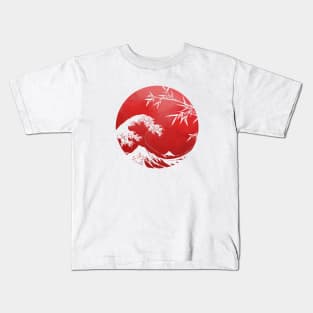 Vintage comic Japanese flag with Great Wave off Kanagawa and bamboo | Nature Kids T-Shirt